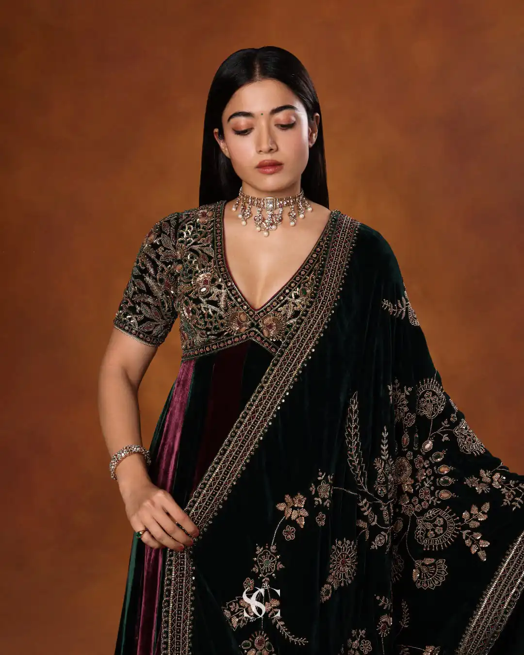 Unique Maroon 9000 Velvet Sequence Work Gown - Image 3